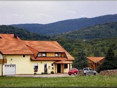 Guest House Tina Rakovica