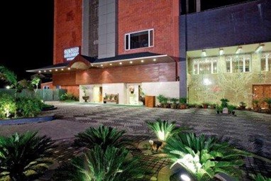 Country Inn and Suites Ahmedabad