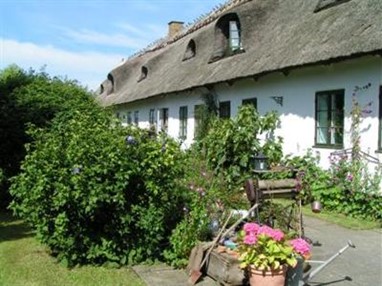 Cottage Farm Bed & Breakfast Dragor