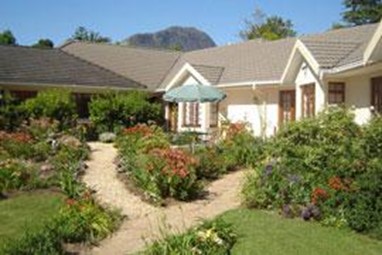 Mooring House Guest Lodge Somerset West