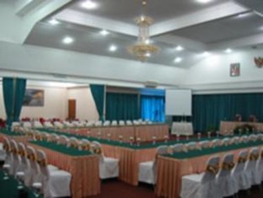Puri Khatulistiwa Hotel