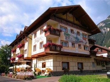 Hotel Bellaria Predazzo