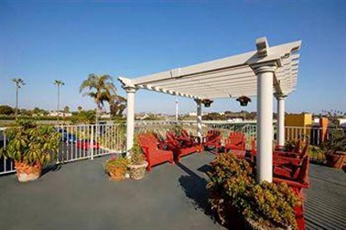 Harbor Inn & Suites Oceanside / San Diego