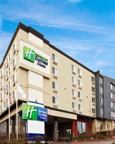 Holiday Inn Express & Suites Seattle Sea-Tac Airport