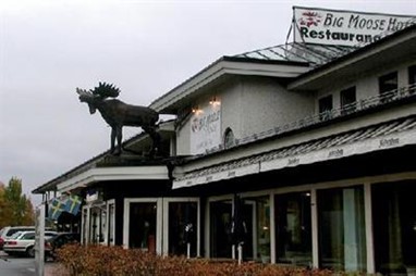 Big Moose Hotel