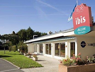 Ibis Laval Le Relais d'Armor Hotel Change