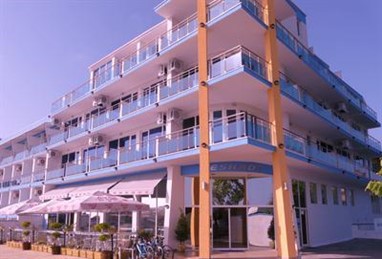 Eskada Beach Hotel