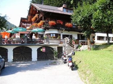 Gasthaus - Pension - Cafe Dorfl