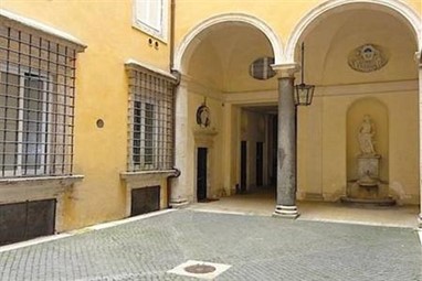 Beatrice Cenci Apartment Rome
