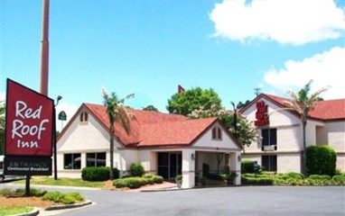 Red Roof Inn & Suites Brunswick I-95