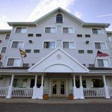 Lakeview Inn & Suites Fredericton