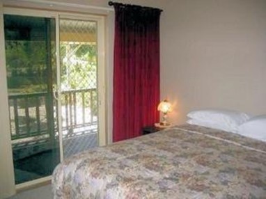 Bonville Lodge Luxury Bed and Breakfast