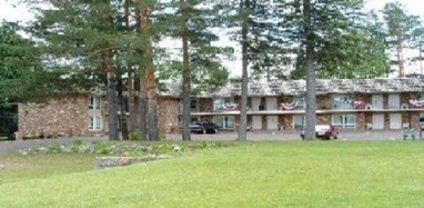 Budget Host Cloverland Motel