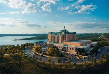 Chateau on the Lake Resort Spa & Convention Center Branson