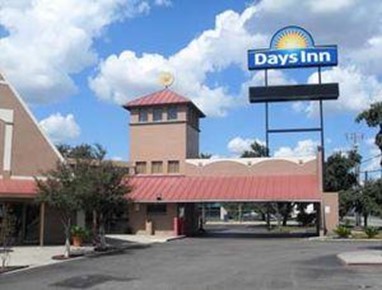 Days Inn San Antonio/Coliseum/AT&T Center