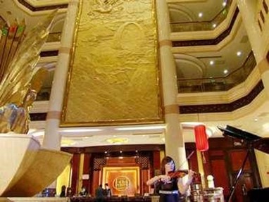 Universal Ever-Rich Shanghai Hotel