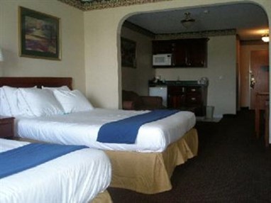 Holiday Inn Express Hotel & Suites Plymouth (Indiana)