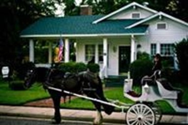 The Carriage House Bed and Breakfast