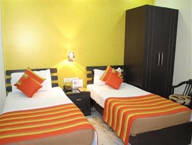 Hotel Universe Inn New Delhi