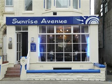 Sunrise Avenue Hotel