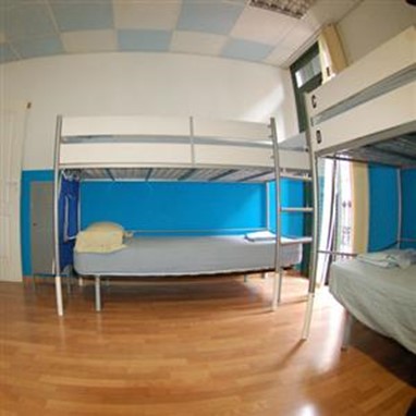 Barcelona Youth Hostel