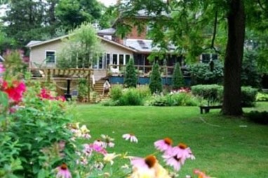 Harbourne-by-the-Lake Bed & Breakfast