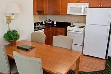 Homewood Suites by Hilton Dallas - Park Central Area
