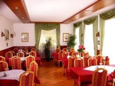 Hotel Viktoria Pension und Restaurant Balatonlelle