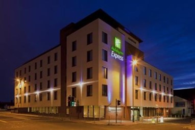 Holiday Inn Express Cheltenham