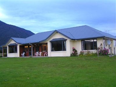 Fox Glacier Mountainview Bed and Breakfast