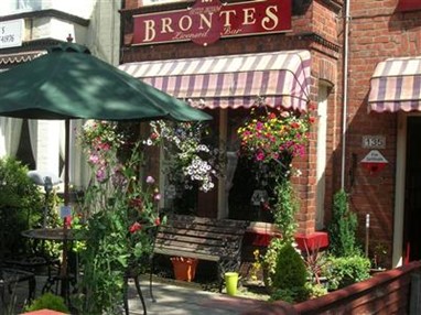 Brontes Guest House Scarborough
