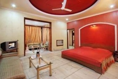 Hotel Mandakini Palace Kanpur