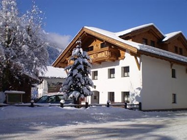 Bauernhof Landershof Farmhouse Längenfeld