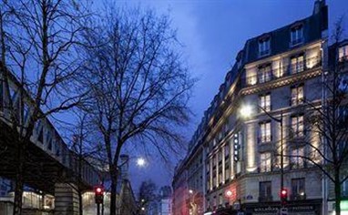First Hotel Paris
