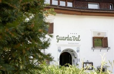 Romantik Boutique Hotel Guardaval