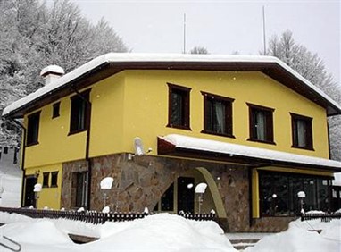 Hotel Hlebna
