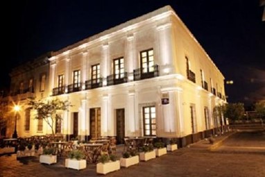 Del Carmen Concept Hotel