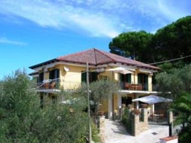 Villa Elaia
