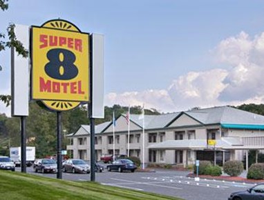 Waterbury Super 8 Motel