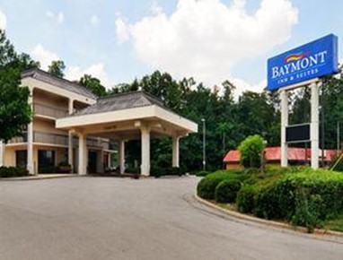 Baymont Inn & Suites Birmingham / Vestavia