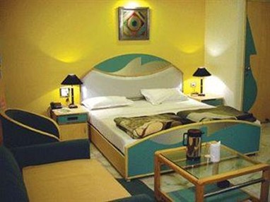 Suncourt Hotel Yatri New Delhi
