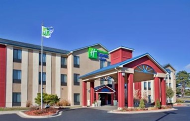 Holiday Inn Express Hotel & Suites Topeka