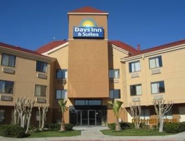 Days Inn & Suites Desoto