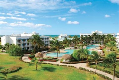 Playa Blanca Hotel & Resort
