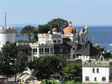 Tropicana Castle Resort