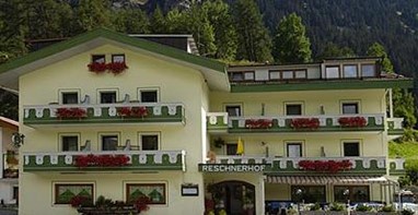 Hotel Reschnerhof Graun im Vinschgau