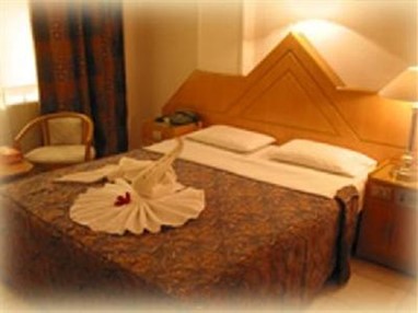 Karnak Hotel