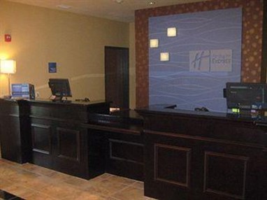 Holiday Inn Express & Suites Del Rio