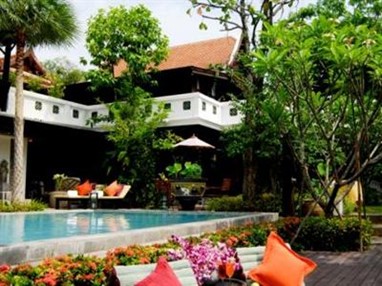 Ndol Streamside Thai Villas Saraburi