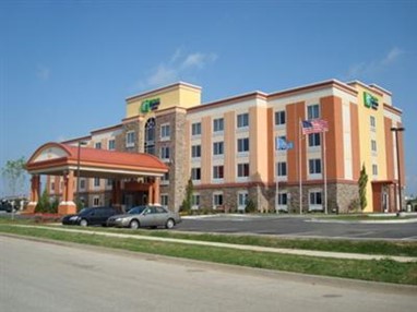 Holiday Inn Express & Suites Tulsa South/Bixby